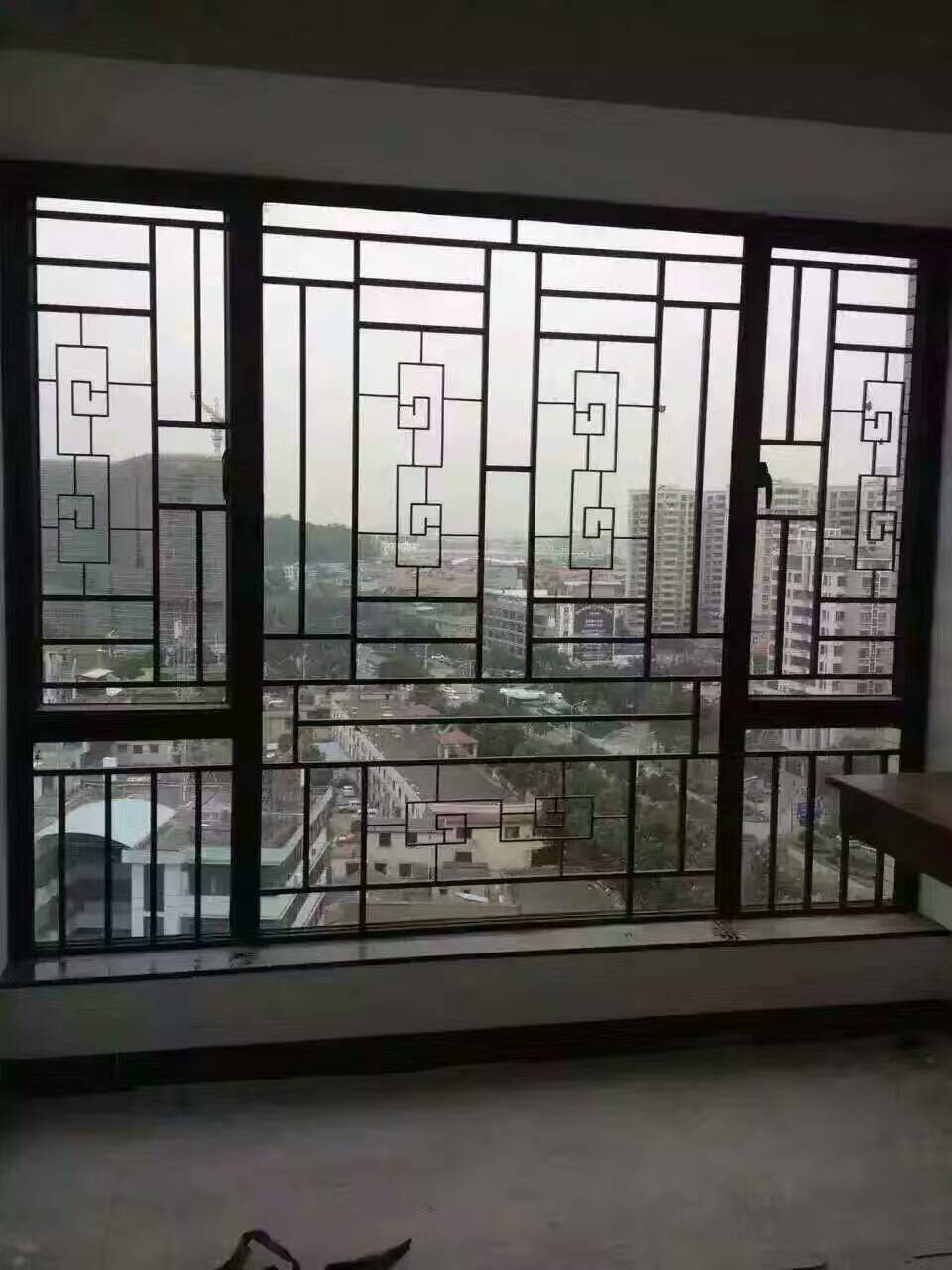 1646728995
